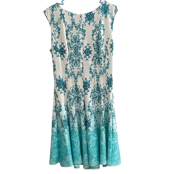 Danny & Nicole Dresses & Skirts - Danny & Nicole White and Teal Printed Midi Dress